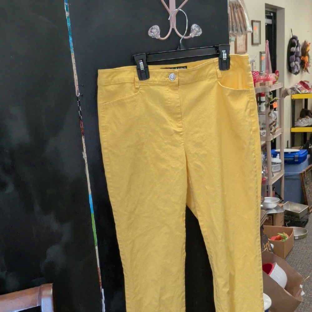 Peck & Peck Vibrant Yellow Apparel
